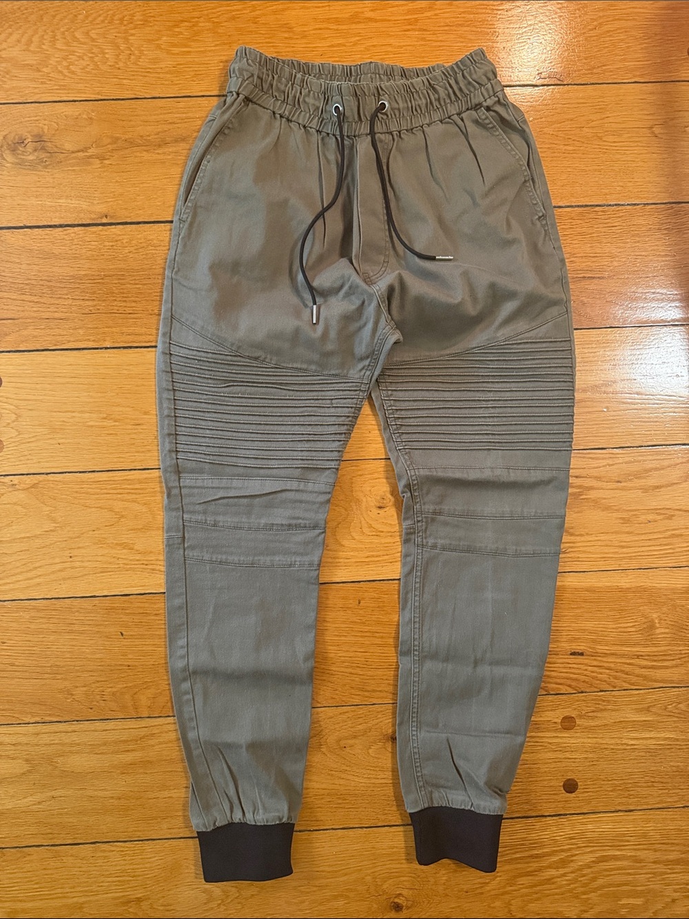 Divided Olive Green Rib-Knee Jogger Pants